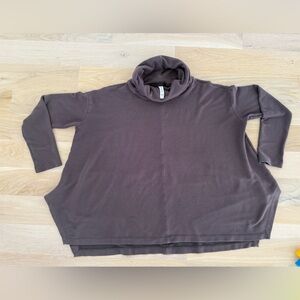 Athleta Cozy Sweatshirt Turtleneck